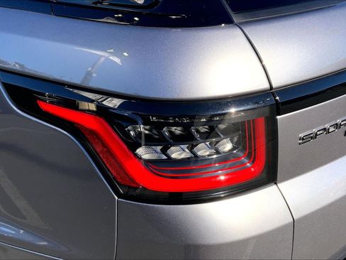Used 2022 Land Rover Range Rover Sport HSE Silver Edition image 27