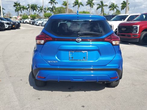 Used 2023 Nissan Kicks S image 7
