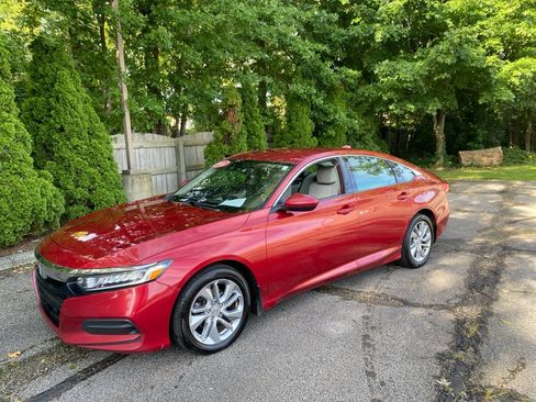 Used 2018 Honda Accord LX image 1