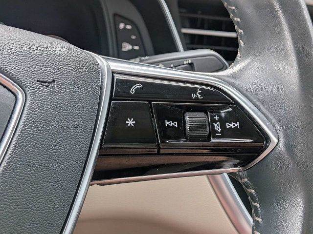 Used 2020 Audi A6 2.0T Premium Plus AWD/4WD image 31