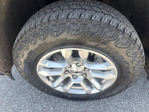 Used 2024 Chevrolet Silverado 1500 RST AWD/4WD image 8
