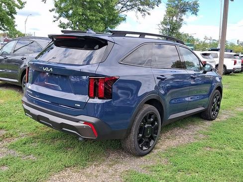 Certified 2024 Kia Sorento X-Line EX AWD/4WD image 6
