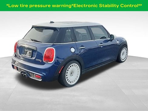 Used 2016 MINI Cooper S image 3