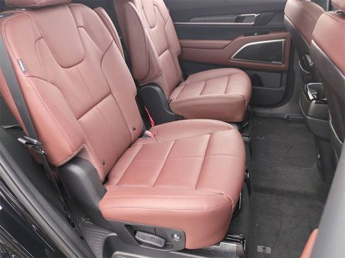 New 2025 Kia Telluride SX w/ SX Captain's Chair Package image 41