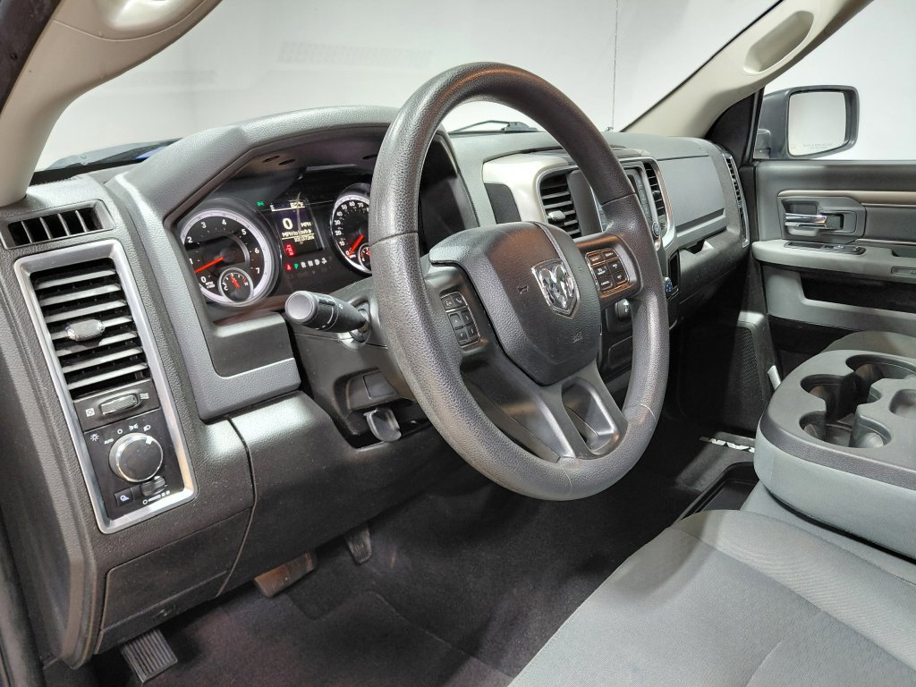 Used 2019 RAM 1500 Classic SLT AWD/4WD image 22