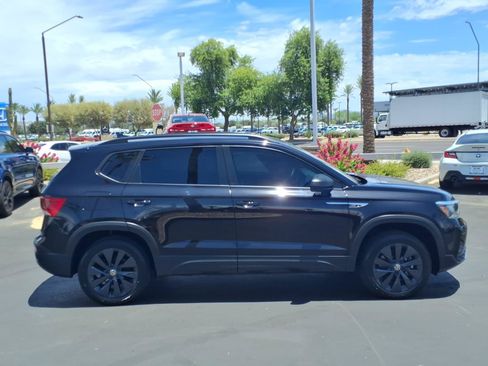 Used 2024 Volkswagen Taos S FWD image 3