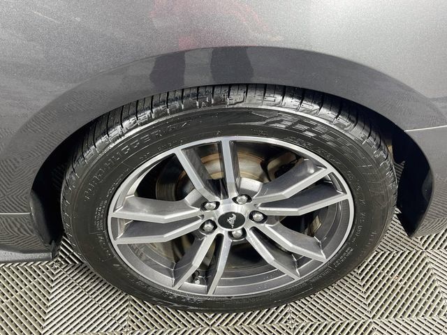 Used 2017 Ford Mustang Coupe RWD image 30