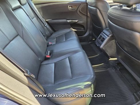 Used 2016 Toyota Avalon XLE Premium FWD image 17