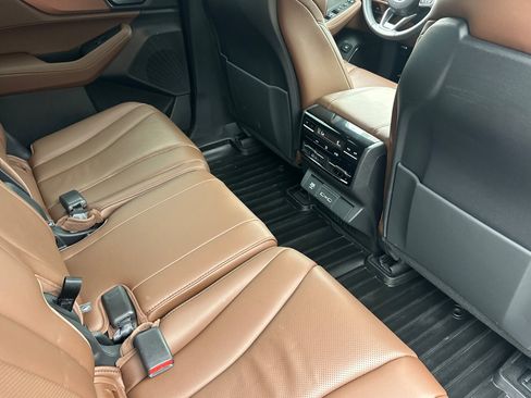 Used 2024 Acura MDX FWD w/ Technology Package image 34