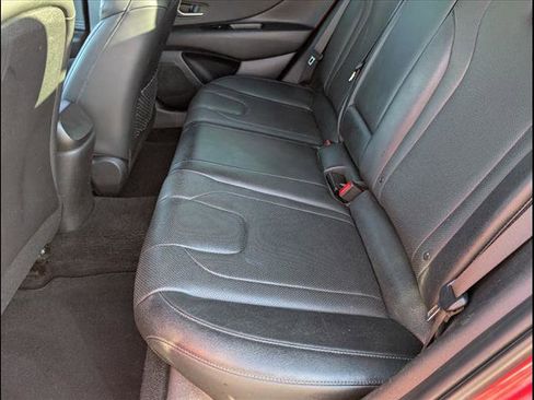 Used 2021 Hyundai Elantra Limited image 7