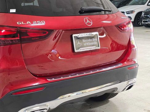 Certified 2026 Mercedes-Benz GLA 250 4MATIC image 14