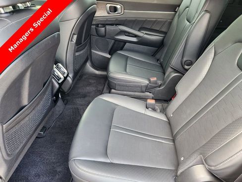 New 2025 Kia Sorento SX image 19