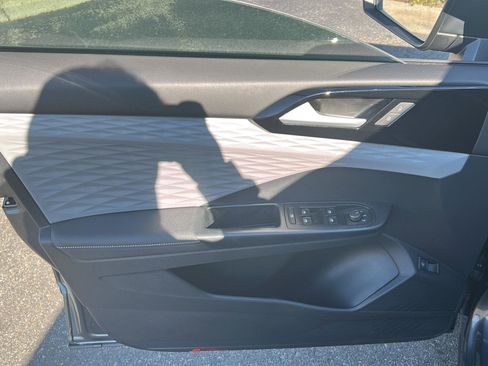 Used 2024 Volkswagen Taos S image 12