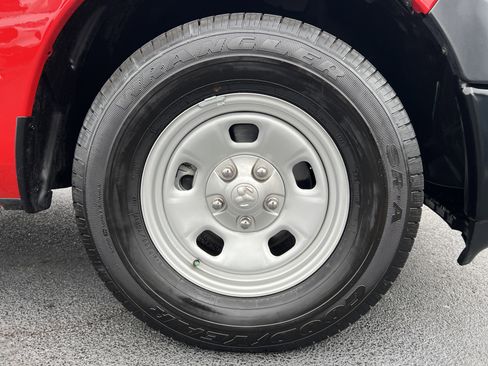 Used 2024 RAM 1500 Tradesman image 12