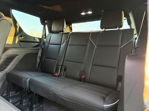 Certified 2023 Cadillac Escalade Sport w/ LPO, ONYX Package image 15