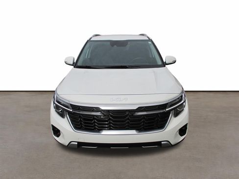 Used 2024 Kia Seltos S AWD/4WD image 9