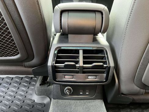 Used 2022 Audi Q3 2.0T Premium image 19