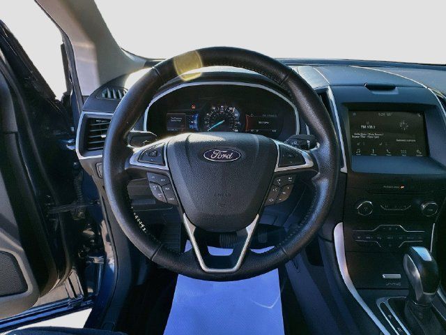 Used 2017 Ford Edge SEL w/ Equipment Group 201A AWD/4WD image 12
