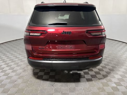 Used 2023 Jeep Grand Cherokee L Laredo AWD/4WD image 7