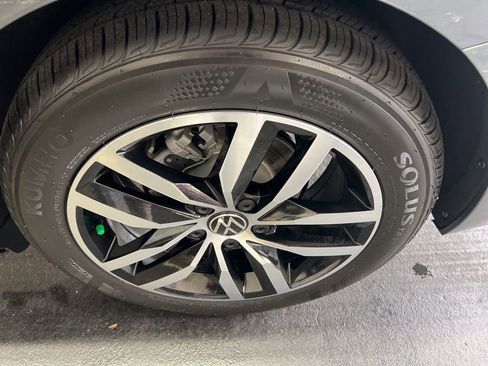 New 2025 Volkswagen Jetta SE image 25