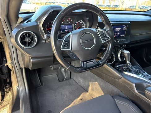 Used 2022 Chevrolet Camaro LT image 14