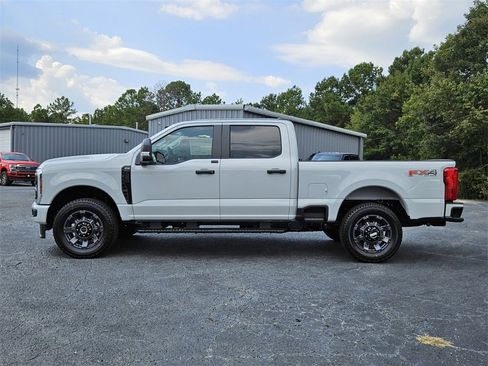 New 2026 Ford F250 XL image 4