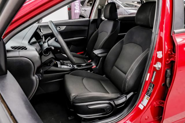 Used 2020 Kia Forte LXS FWD image 37