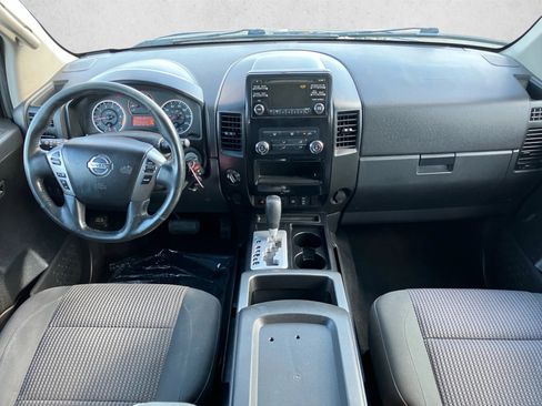 Used 2014 Nissan Titan SV w/ SV Value Truck Package AWD/4WD image 20