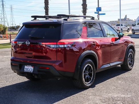 Used 2024 Nissan Pathfinder Rock Creek image 6