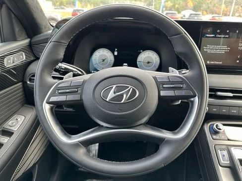 Used 2025 Hyundai Palisade Calligraphy image 14