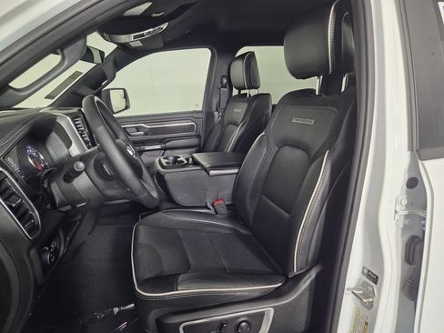Used 2025 RAM 1500 Laramie AWD/4WD image 11