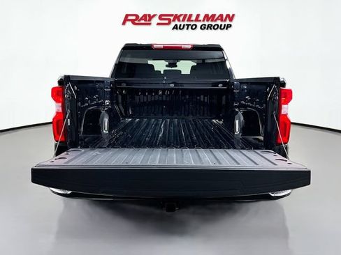 Used 2026 Chevrolet Silverado 1500 RST AWD/4WD image 25