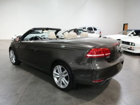 Used 2012 Volkswagen Eos Executive image 7