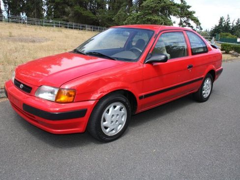 Used 1997 Toyota Tercel Coupe FWD image 1