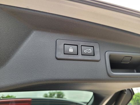 New 2026 Subaru Outback Limited AWD/4WD image 19