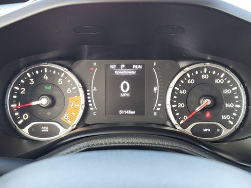 Used 2023 Jeep Renegade Latitude image 24