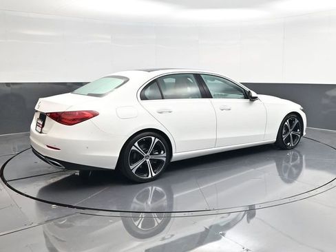 Used 2025 Mercedes-Benz C 300 Sedan image 3