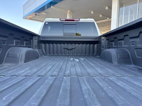 Certified 2023 Chevrolet Silverado 1500 RST w/ Redline Edition AWD/4WD image 20
