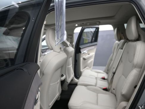 New 2026 Volvo XC90 B6 Ultra image 21