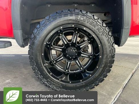 Used 2019 GMC Sierra 1500 SLT w/ SLT Premium Package image 24