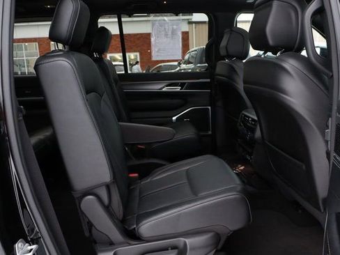 Used 2024 Jeep Wagoneer Series II w/ Convenience Group I image 49