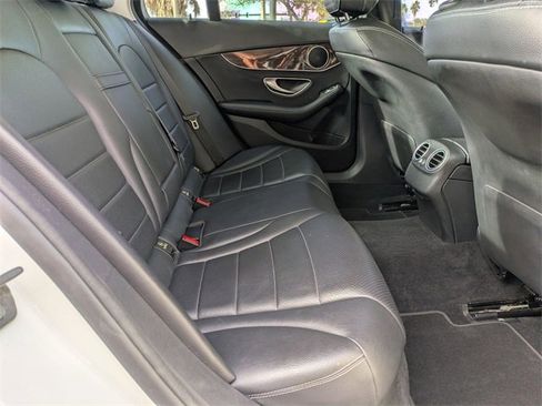 Used 2018 Mercedes-Benz C 300 4MATIC Sedan image 26