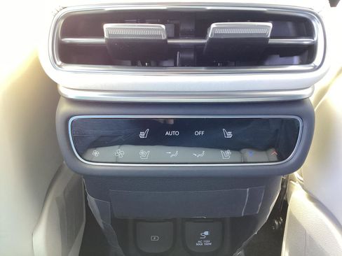 New 2026 Genesis GV80 3.5T Prestige image 12