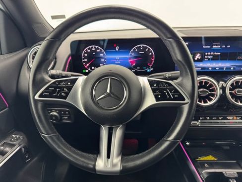 Certified 2024 Mercedes-Benz GLB 250 image 24