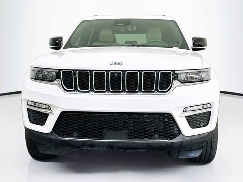 Used 2022 Jeep Grand Cherokee Limited 4xe w/ Luxury Tech Group II AWD/4WD image 2