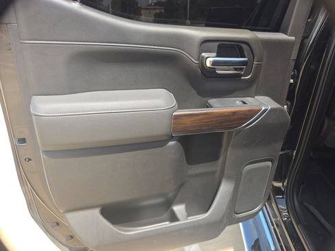 Used 2022 GMC Sierra 1500 SLT RWD image 14