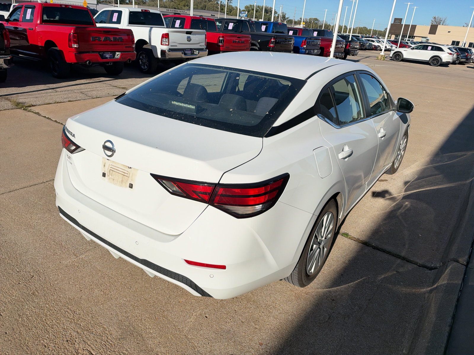 Used 2022 Nissan Sentra S FWD image 6
