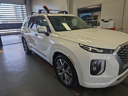 Used 2022 Hyundai Palisade Limited w/ Cargo Package AWD/4WD image 1