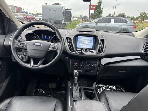Used 2017 Ford Escape Titanium AWD/4WD image 14