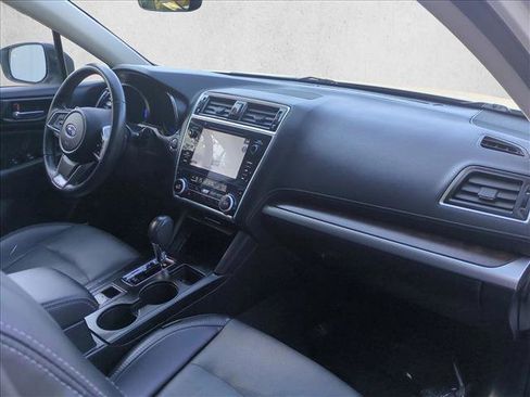 Used 2018 Subaru Outback 2.5i Limited AWD/4WD image 26